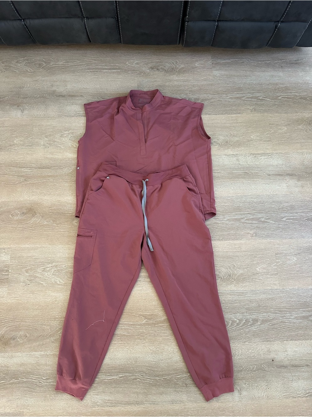 FIGS scrub sets ! Zamora joggers! Rafaela top!